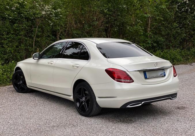 Tres belle mercedes c220 cdi pack sport line full options