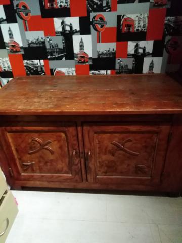 COMMODE EN BOIS MARRON