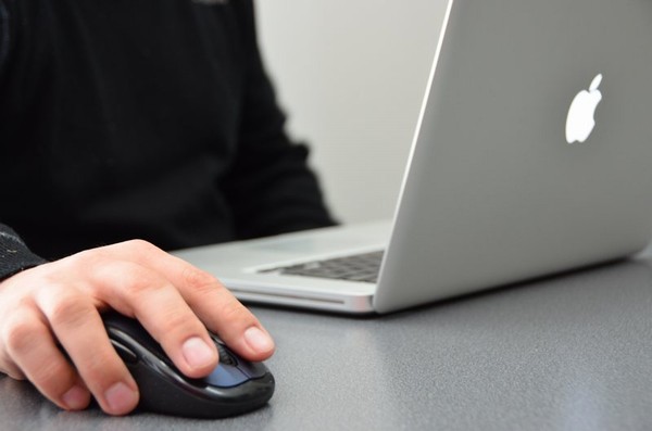 Aide multimédia - cours, notion informatique, photos, vidéos, smartphone, tablette