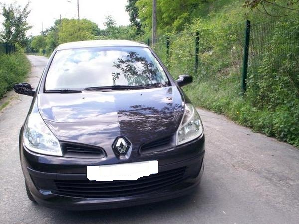 Renault clio 2 107000 km 1l5 dci