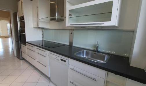 5 pièce(s) 3 chambre(s) Avenue Henri Martin à Paris