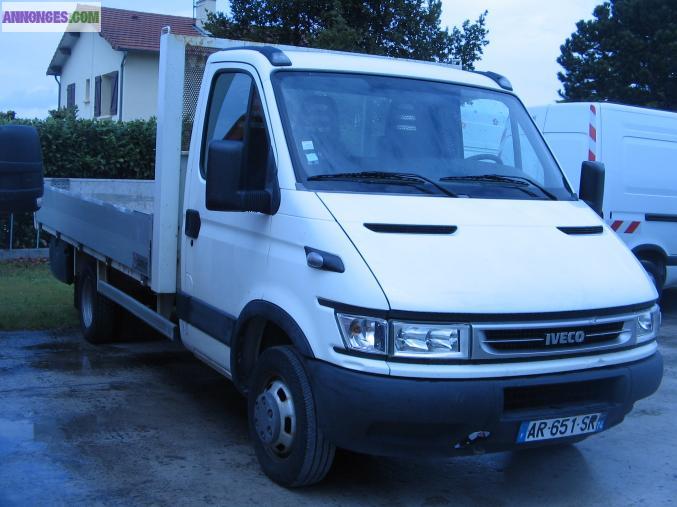 Iveco 35 C 12 plateau