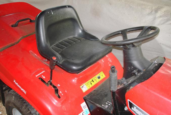 TONDEUSE AUTOPORTEEJONSERED  ICTH16   