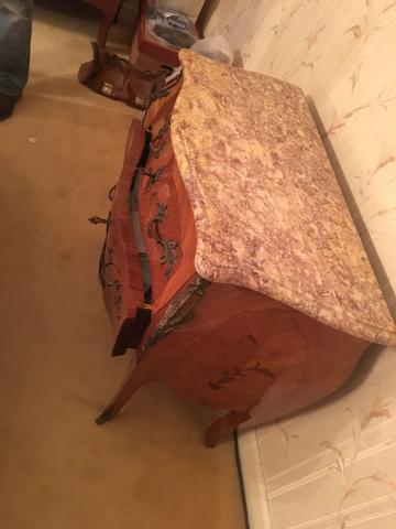 Commode style Louis XV