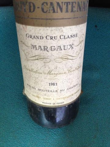 Bouteille de vin Margaux