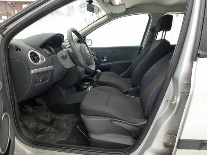 Renault Clio 1.5 DCI, 5 places