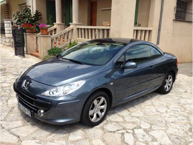 A donner PEUGEOT 307 cc BVA