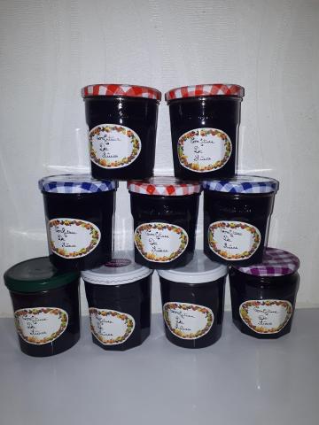 Pots de confiture de Mûres