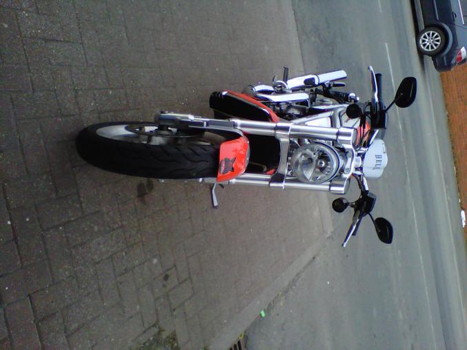 Vends ou echange street-rod harley davidson