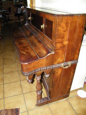 Piano ancien