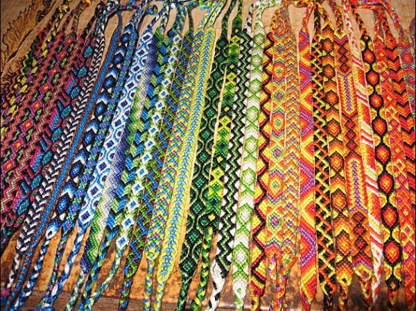 Bracelets brésiliens faits à la main