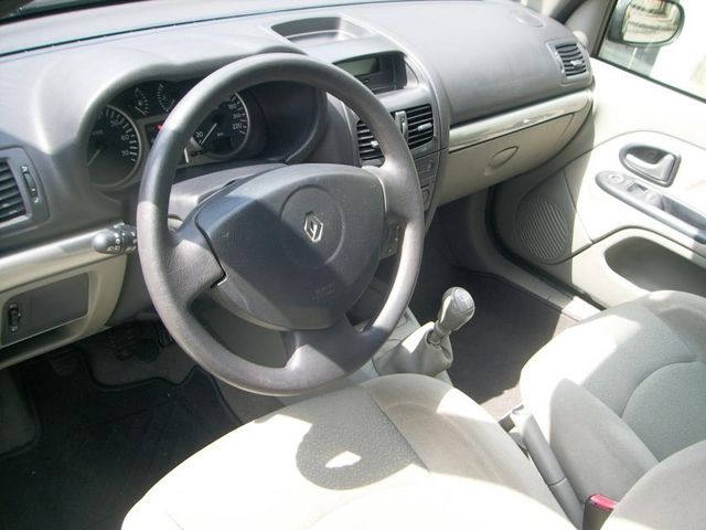 Renault Clio ii (2) 1.5 dci