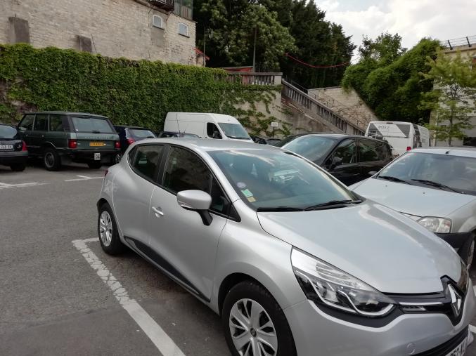 Renault Clio IV 1.2 16V Life (4 CV) Berline, Ess Juin/2016, 30 500 Km 8 430 €