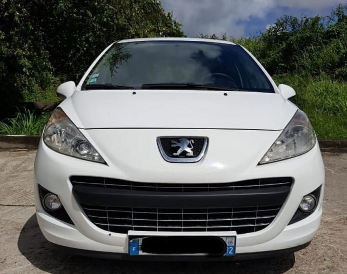 Peugeot 207 1.6 hdi 90 revise et garantie