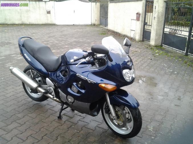 Vente suzuki 750 GSXF