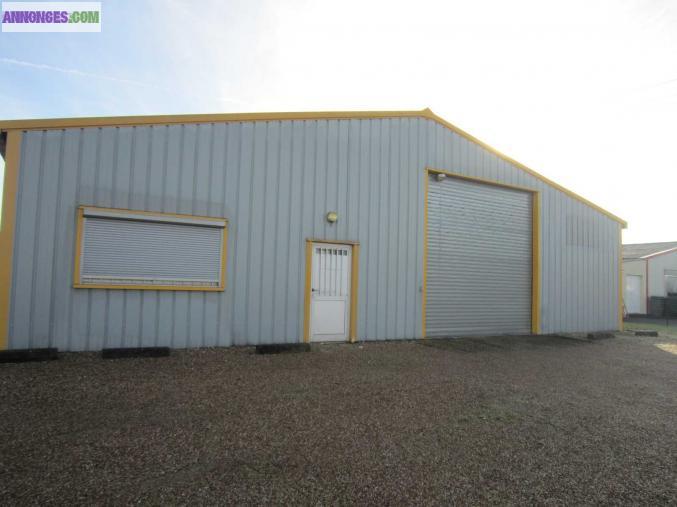 LOCAL A LOUER A VEIGNE