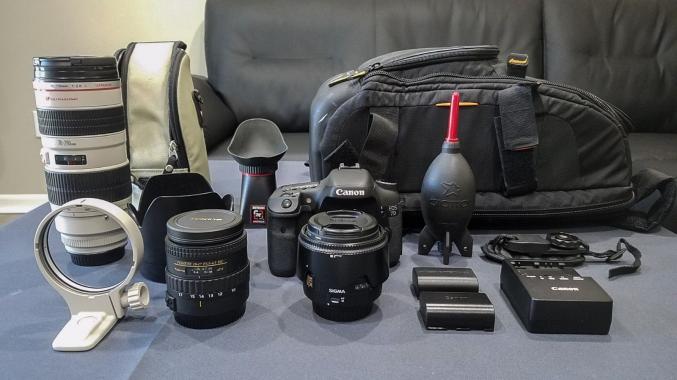 Appareil photo numérique Canon EOS 7D avec accessoires