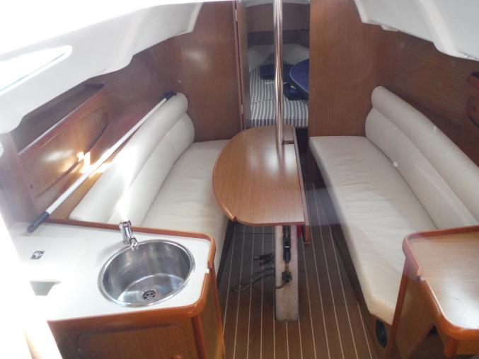 Sun odyssey 29.2 legend 