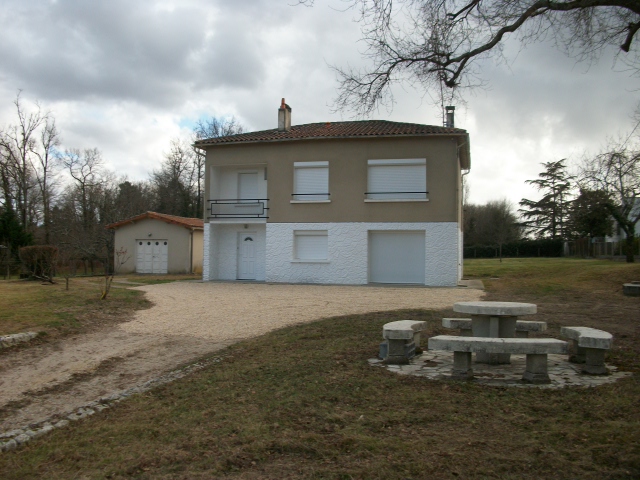 Villa F4 à St Aigulin proximité Libourne