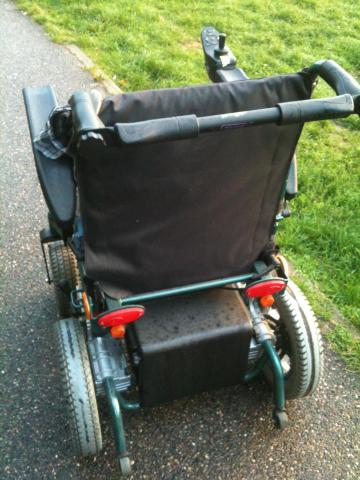 FAUTEUIL ROULANT ELECTRONIQUE SQUOD VERMEIREN France S .A