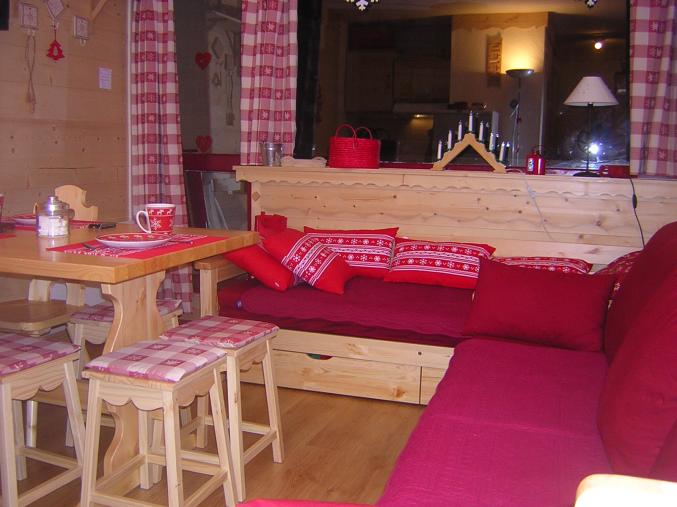 L.LES MENUIRES CHARMANT F2 Balcon ensoleillé PROMO NOËL