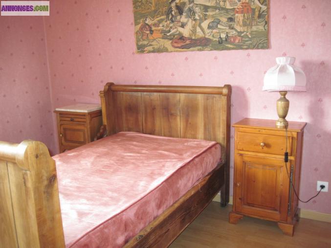 Chambre meublée