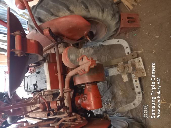 Échange tracteur farmall cub