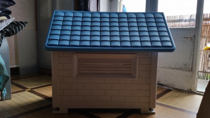 Niche pour chien de taille moyenne