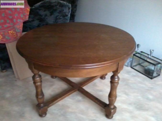 A VENDRE TABLE RONDE RUSTIQUE