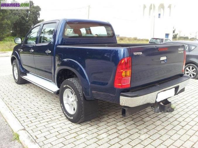 Toyota Hilux Tout-terrain Pick-up Tracker 2.5cc D4D