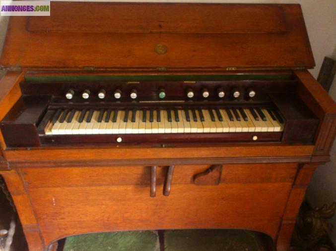 Harmonium Alexandre Rousseau