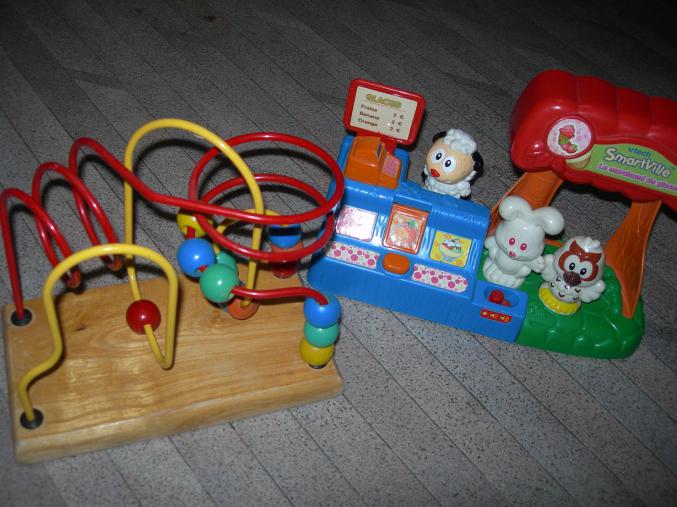 Joli lot de 2 jeux 1er Age