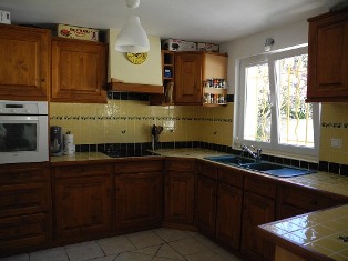 St. Mandrier rez de maison 100m² + jacuzzi + linge de maison à 100 mètres plage sable fin