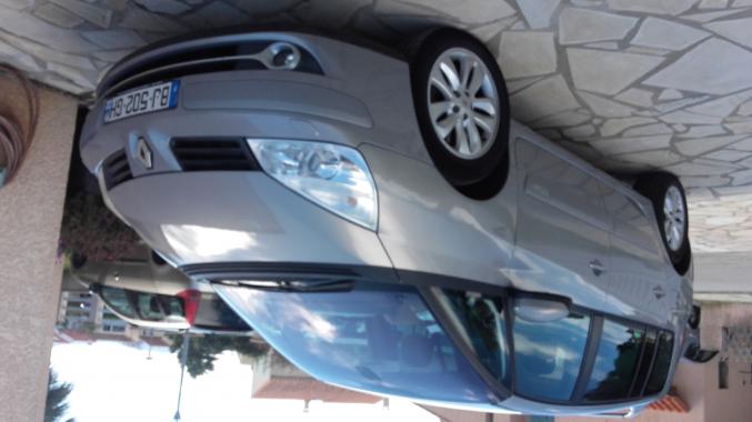 RENAULT ESPACE 4 PRIVILEGE – 2L2 DCI