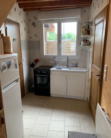 Logement f1b proche auxerre libre juillet