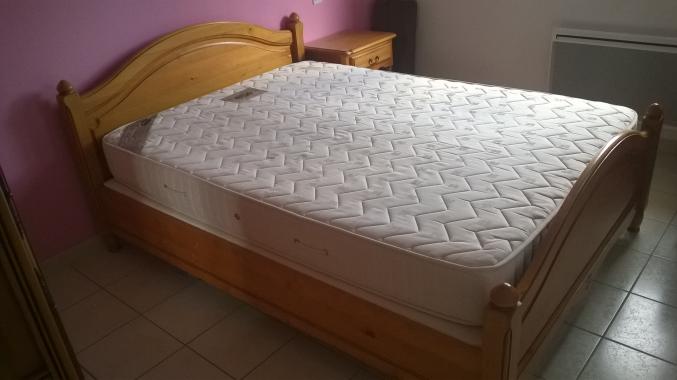 Chambre à coucher complète