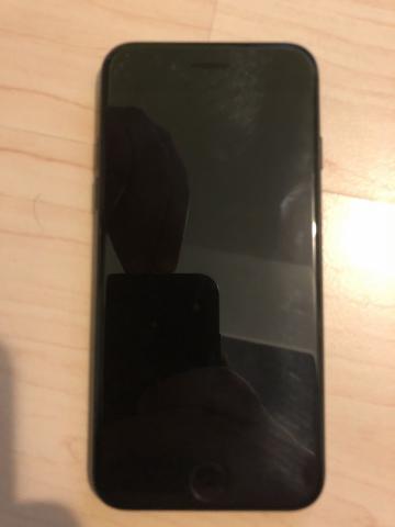 Apple iPhone 7 - 32GB - Schwarz