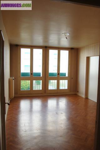 Appartement T4 de 80m² (quartier st Armel)