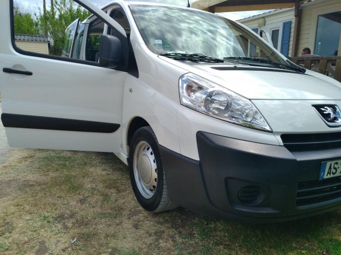 Peugeot tepee 9 places