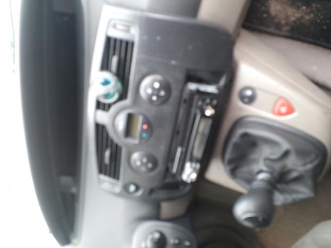 Renault Mégane Scénic 1l9 DCI   