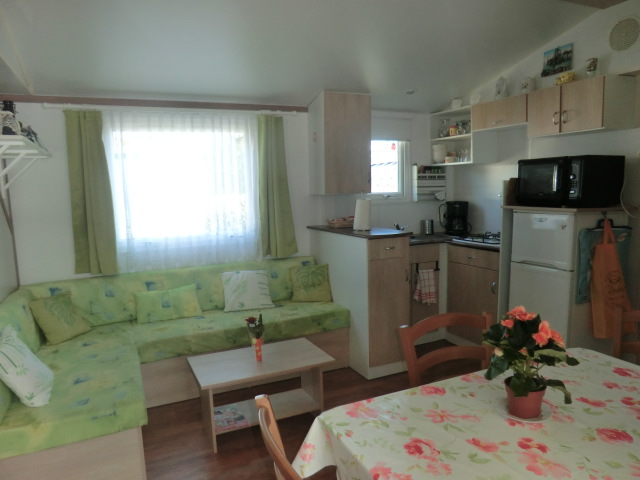 ERDEVEN (MORBIBAN) LOUE MOBIL HOME A 500 M PLAGE