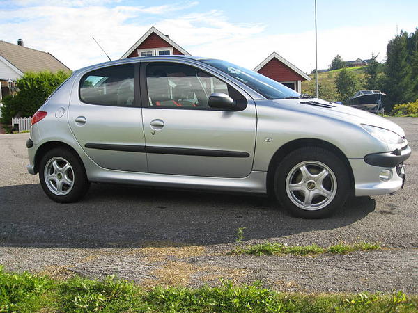 Peugeot 206