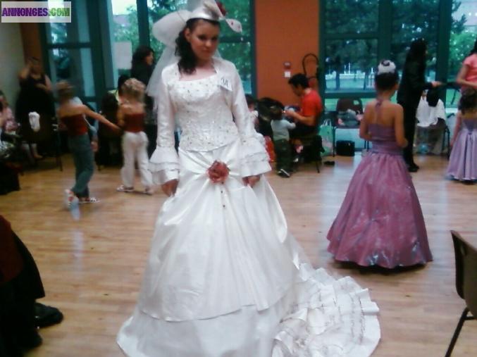 Très belle robe de mariée