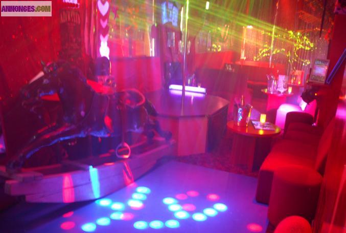 Recherche danseuses 18-30 ans.Debutante ok