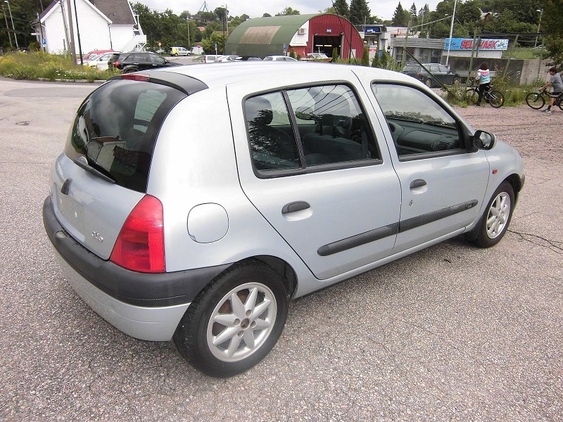 Belle renault clio grise