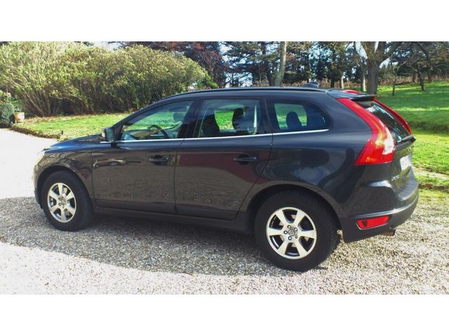 Volvo Xc60 2.4 d 175 momentum