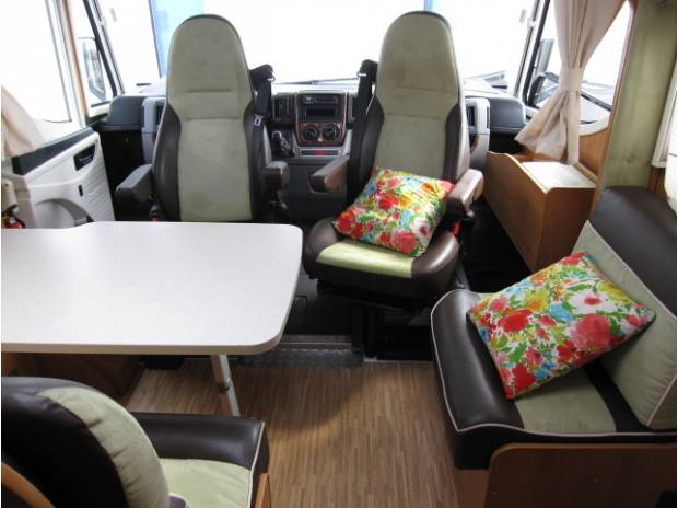 CAMPING CAR DETHLEFFS ADVANTAGE