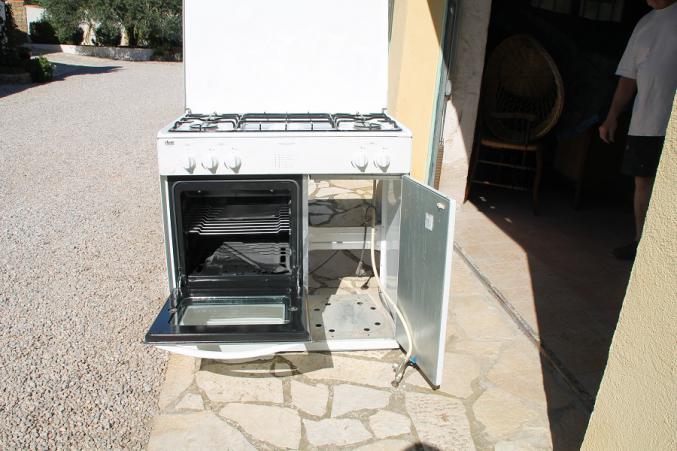 GAZINIERE 4 FEUX + FOUR