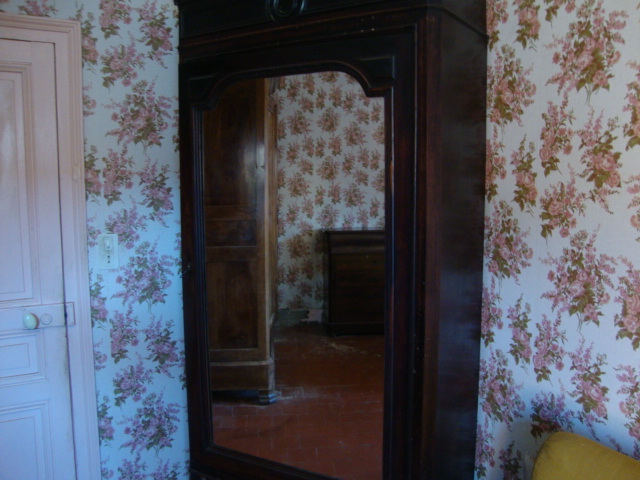 Armoire