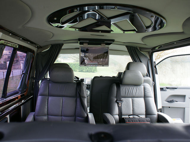 Volkswagen Transporter combi court 2.5 tdi 130